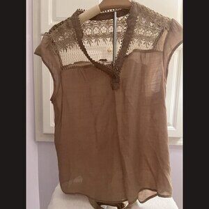 Sweetbriar Women's Taupe Lace Yoke Cap Sleeve Blouse Top XL